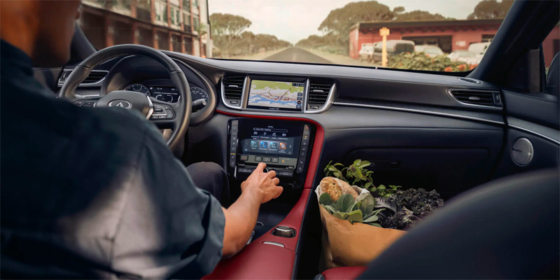 INFINITI XQ55 front seats