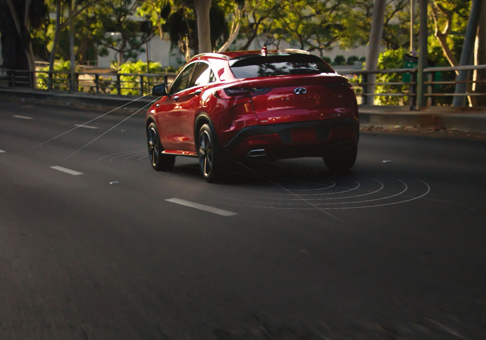 2025 INFINITI tech features, driving assistance