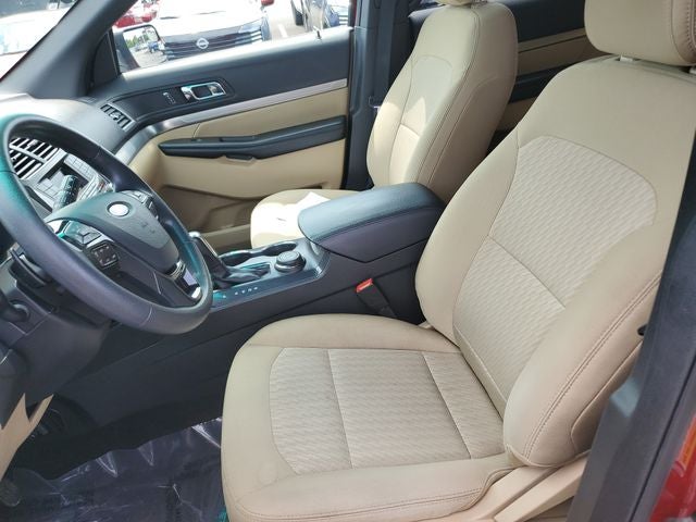 2017 Ford Explorer Base