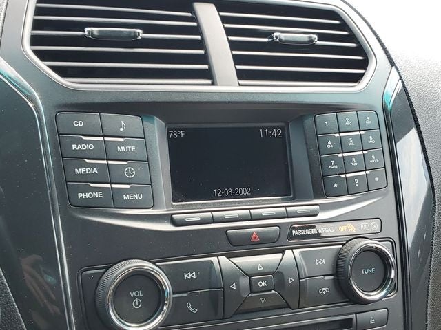 2017 Ford Explorer Base