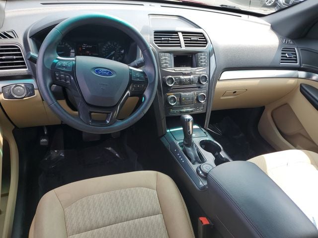 2017 Ford Explorer Base