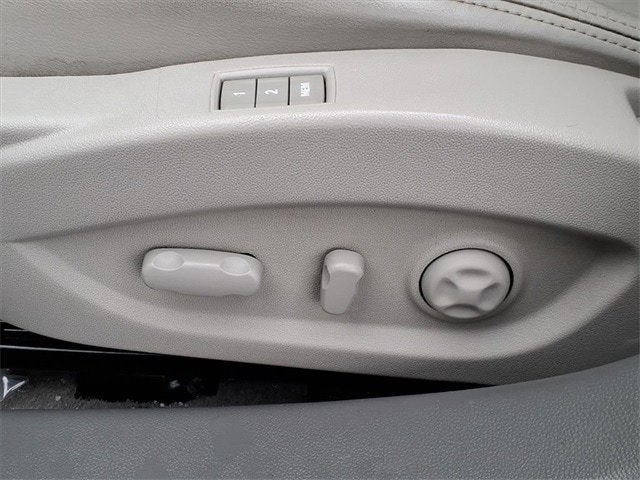 2013 Buick LaCrosse Leather Group