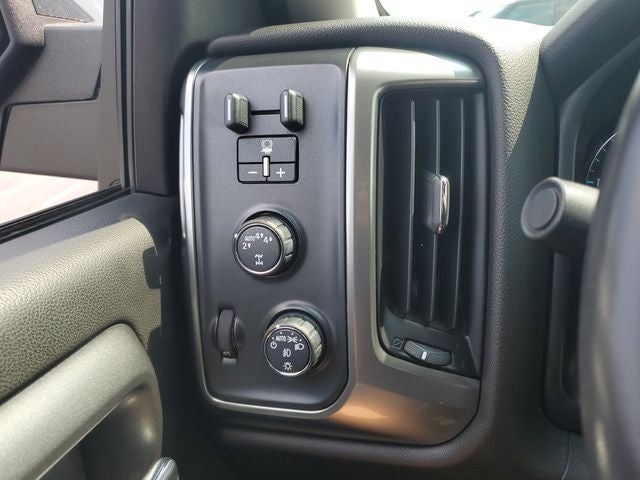 2018 Chevrolet Silverado 1500 LT LT1