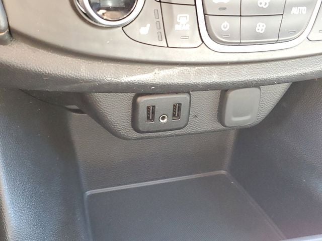 2018 Chevrolet Traverse LT Cloth w/1LT