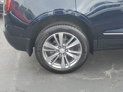 2022 Cadillac XT5 Premium Luxury