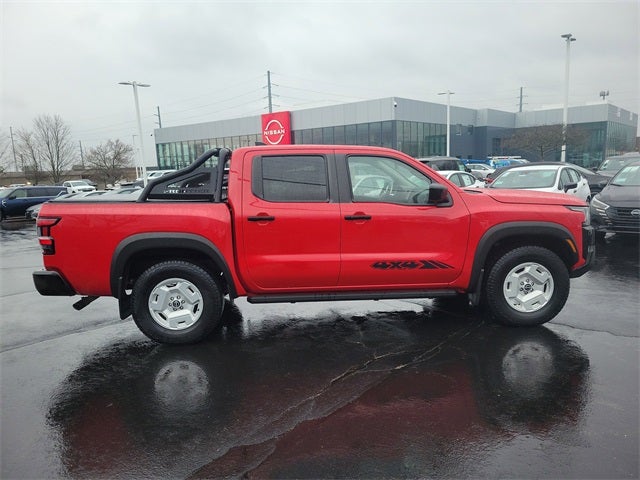 2024 Nissan Frontier SV