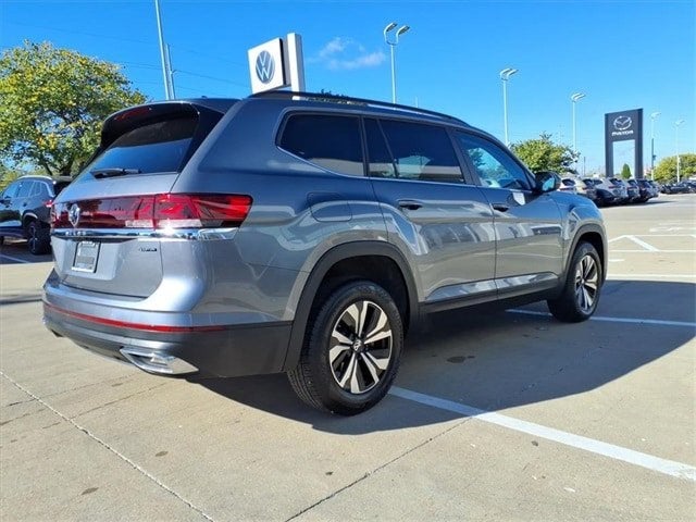 2025 Volkswagen Atlas 2.0T SE