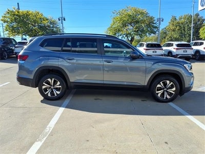 2025 Volkswagen Atlas 2.0T SE