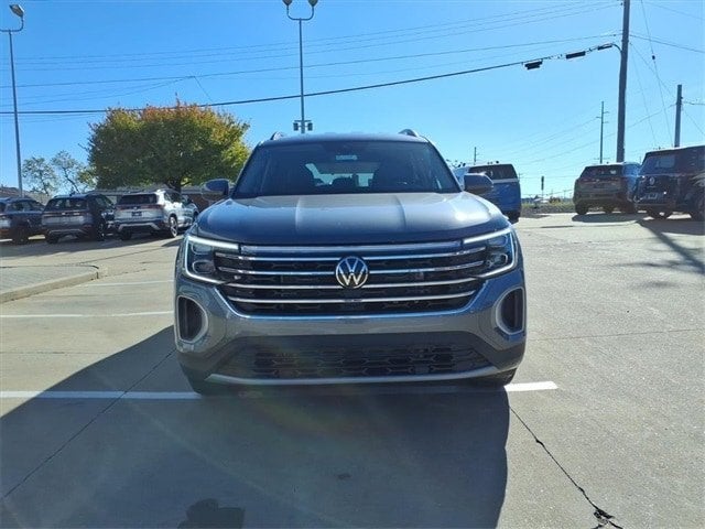 2025 Volkswagen Atlas 2.0T SE