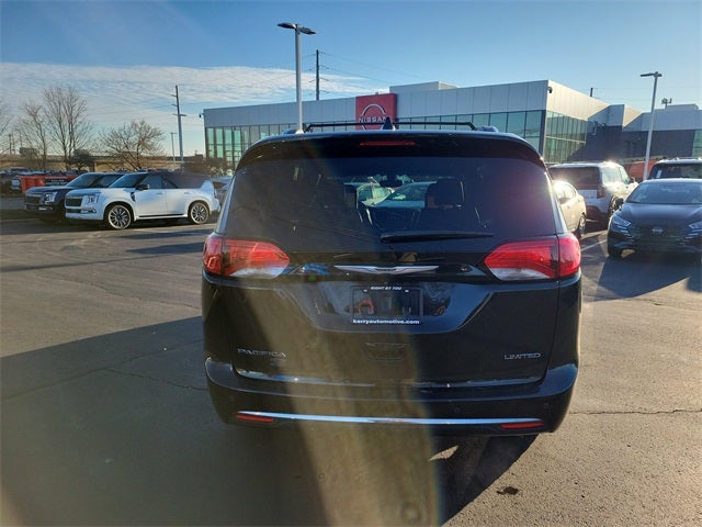 2020 Chrysler Pacifica Limited