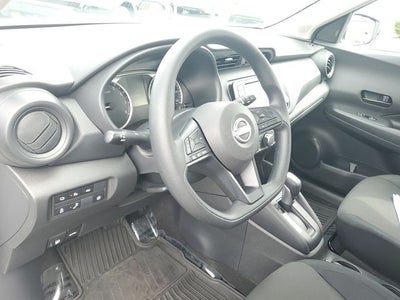 2025 Nissan Kicks Play S