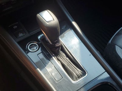 2022 Nissan Kicks SR