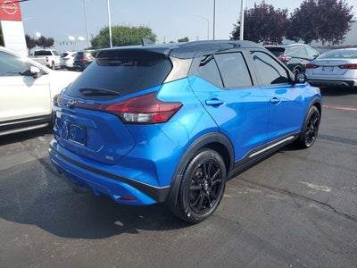 2022 Nissan Kicks SR