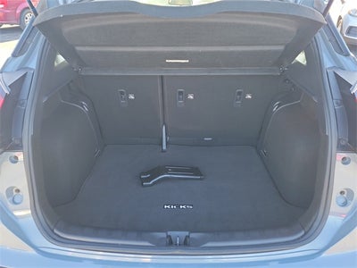 2021 Nissan Kicks SR