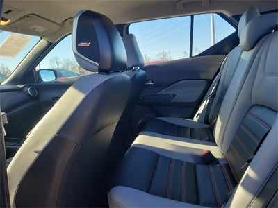 2021 Nissan Kicks SR