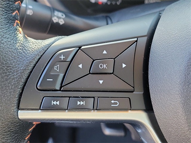 2021 Nissan Kicks SR