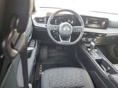 2025 Nissan Kicks SV
