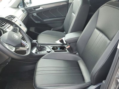 2024 Volkswagen Tiguan 2.0T SE
