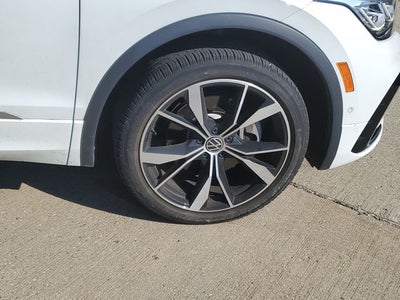 2024 Volkswagen Tiguan 2.0T SEL R-Line