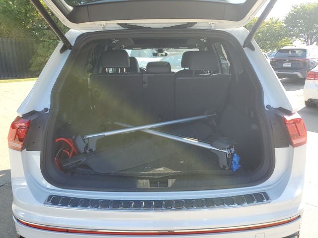 2024 Volkswagen Tiguan 2.0T SEL R-Line