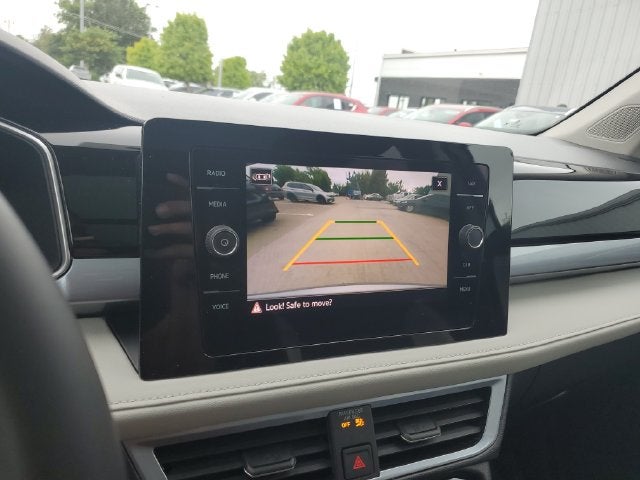 2025 Volkswagen Taos 1.5T SEL