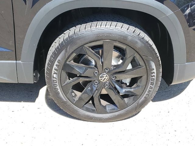2023 Volkswagen Taos 1.5T SE