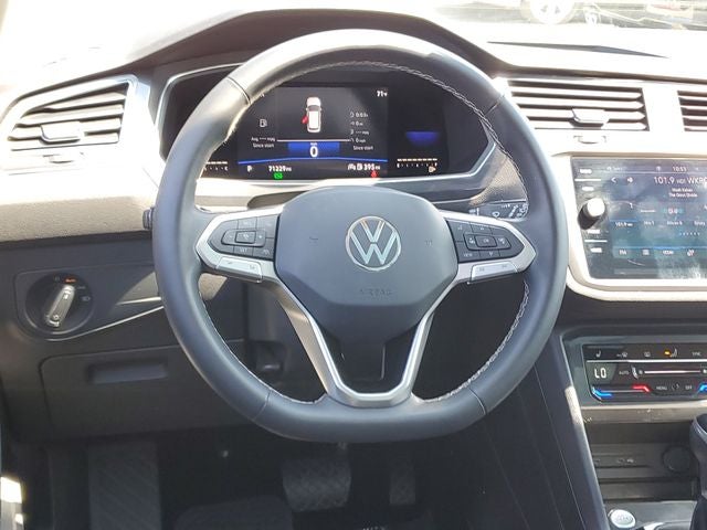 2023 Volkswagen Tiguan 2.0T SE