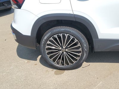 2025 Volkswagen Taos 1.5T SE