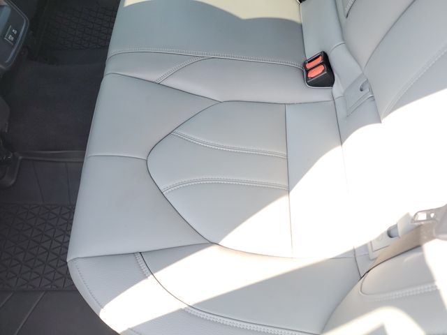 2021 Toyota Avalon XLE