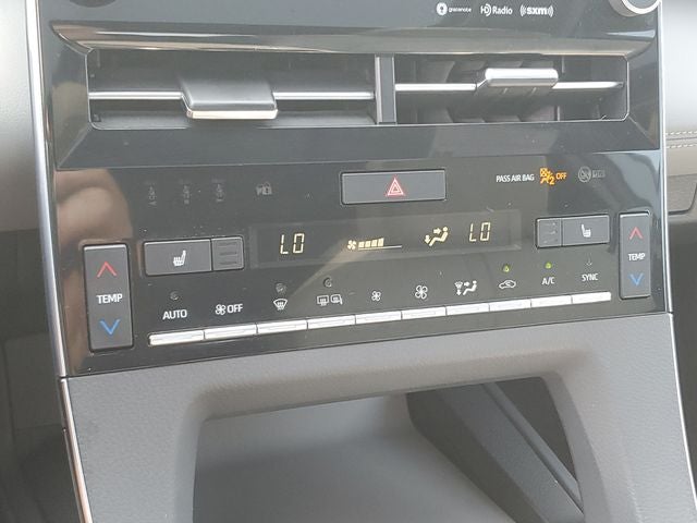 2021 Toyota Avalon XLE
