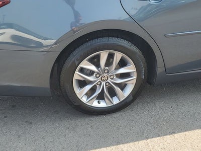 2021 Toyota Avalon XLE