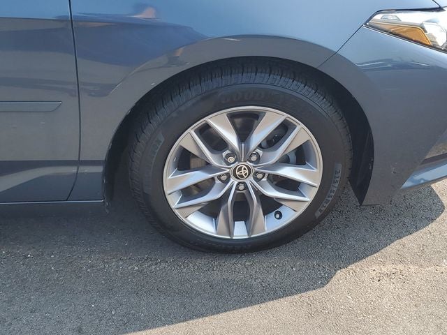 2021 Toyota Avalon XLE