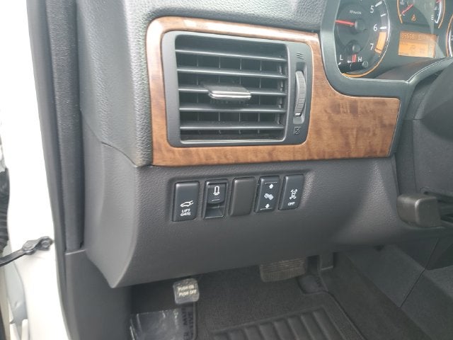 2015 Nissan Armada Platinum