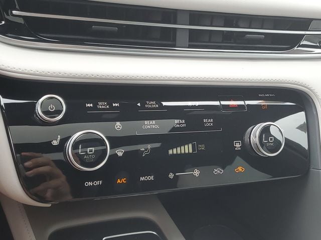 2027 INFINITI QX65 LUXE
