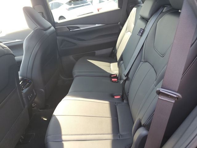 2027 INFINITI QX65 LUXE