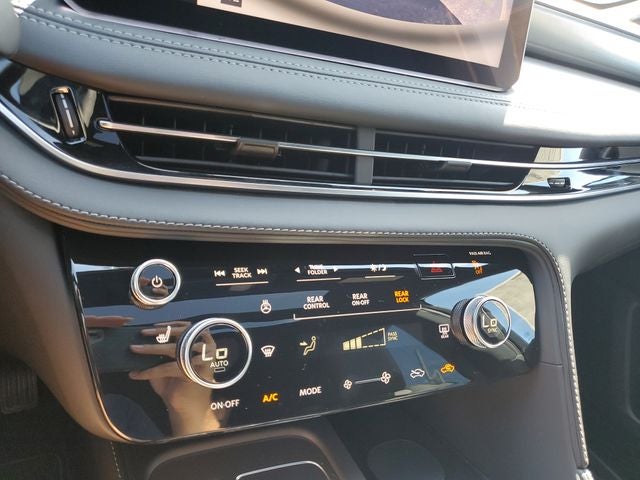 2027 INFINITI QX65 LUXE
