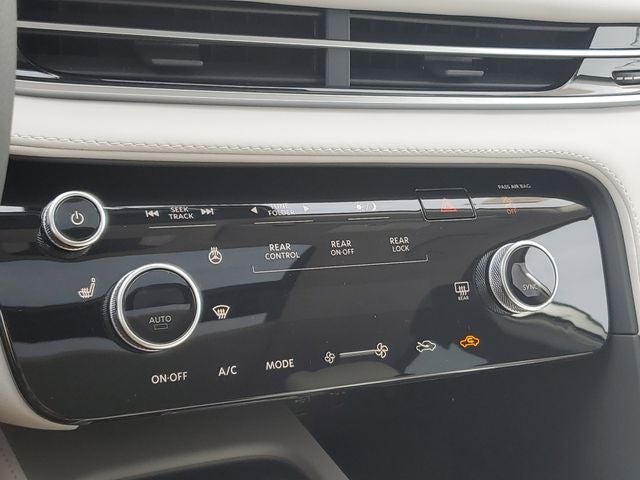 2026 INFINITI QX60 PURE