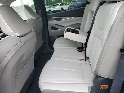 2027 INFINITI QX60 LUXE