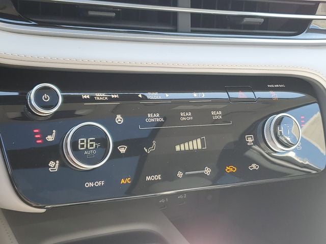 2026 INFINITI QX60 LUXE