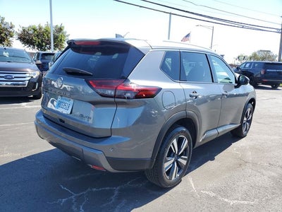 2026 Nissan Rogue SL
