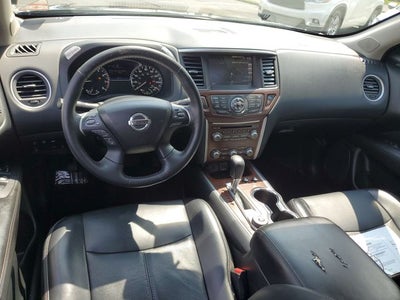 2020 Nissan Pathfinder Platinum