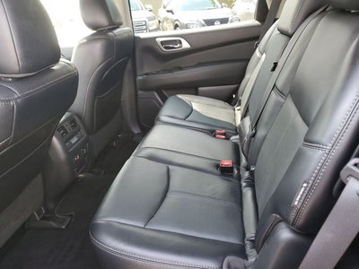 2020 Nissan Pathfinder Platinum