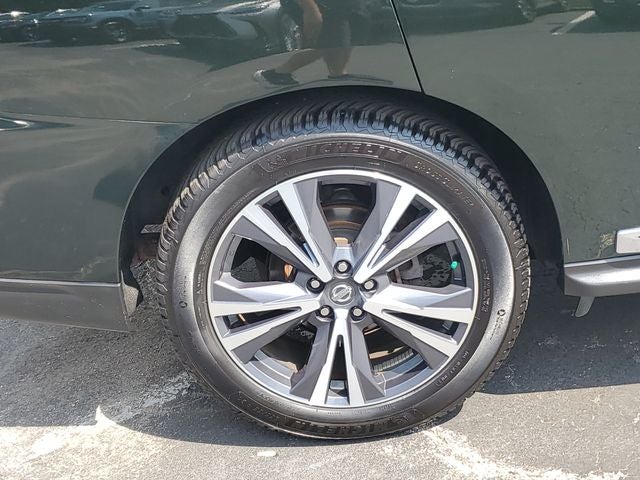 2020 Nissan Pathfinder Platinum