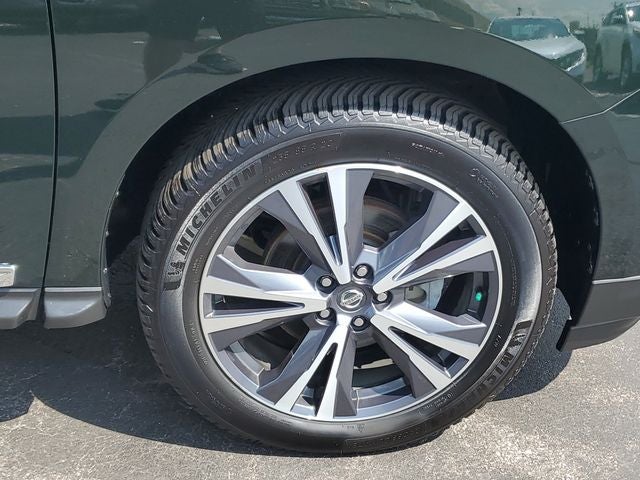 2020 Nissan Pathfinder Platinum