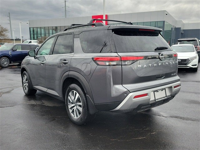 2024 Nissan Pathfinder SL