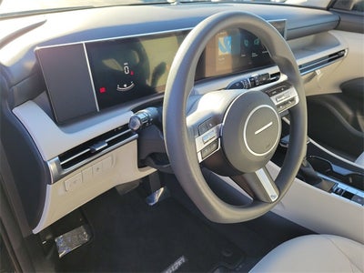 2025 Hyundai Tucson SE