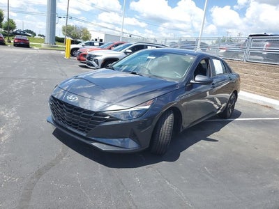 2022 Hyundai Elantra SEL
