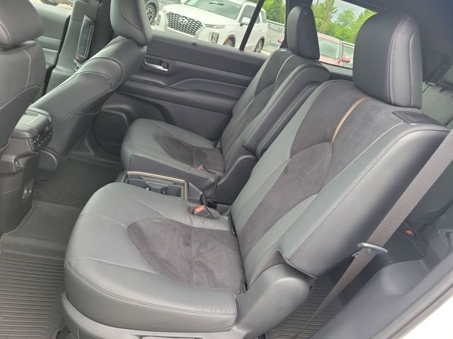 2024 Toyota Grand Highlander Hybrid MAX Platinum