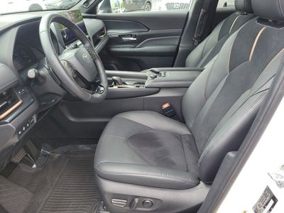 2024 Toyota Grand Highlander Hybrid MAX Platinum