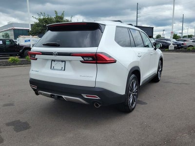 2024 Toyota Grand Highlander Hybrid MAX Platinum